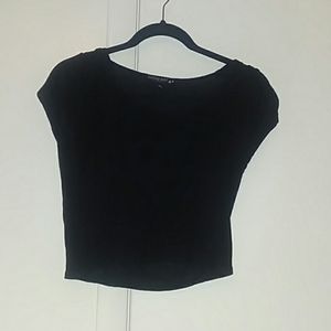 👕👧Women's Size L Crop Top; Living Doll LA👧👕